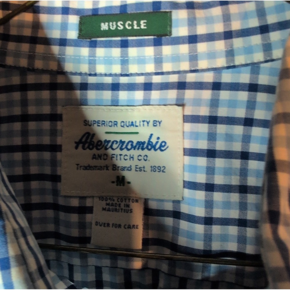 Abercrombie & Fitch Men’s Muscle Fit Plaid Button Down Shirt Size M Blue - Picture 3 of 7